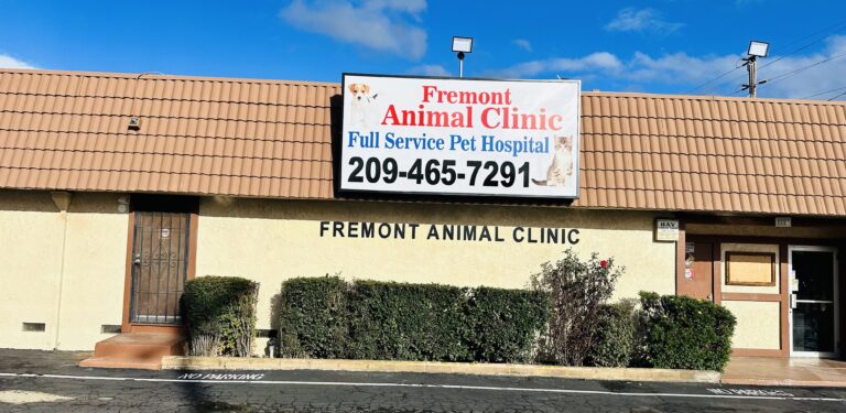 Fremont Animal Clinic - exterior entrance